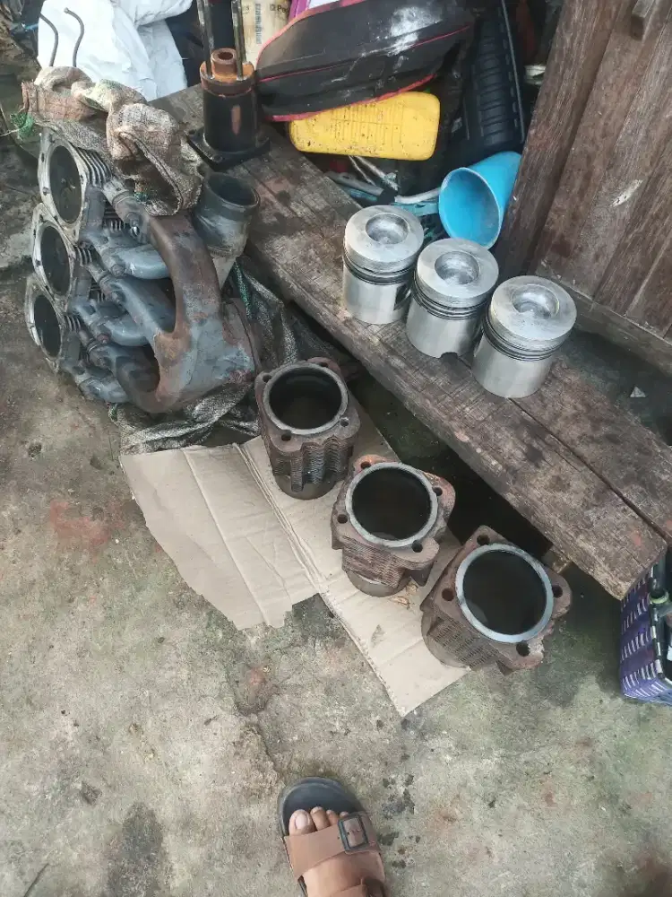 Part deutz 912 bekas masih bagus