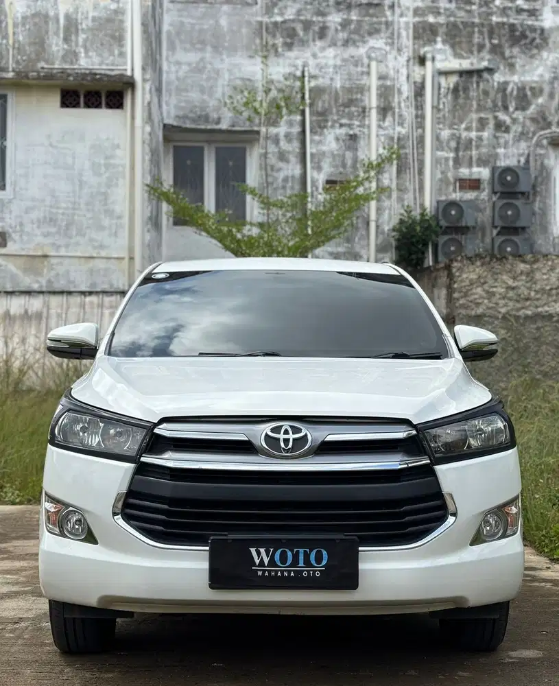 Toyota Innova Reborn 2.4 V MT Solar 2016