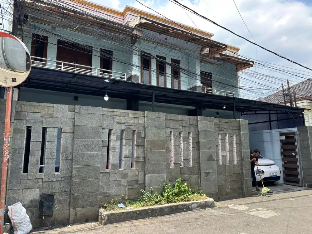 DIJUAL Rumah Siap Huni Lokasi Strategis Kebon Jeruk Dekat Binus