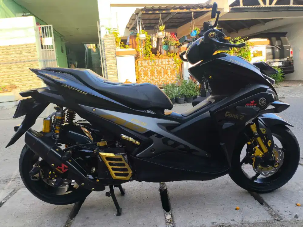 Yamaha AEROX Double Disc 2018 MULUS GANTENG