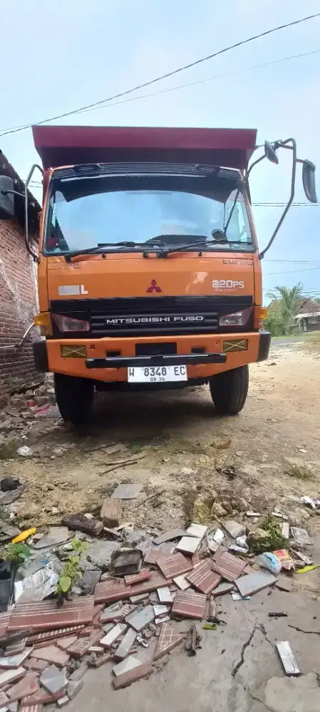 Mitsubishi fuso 220 HL. Cari juragan baru