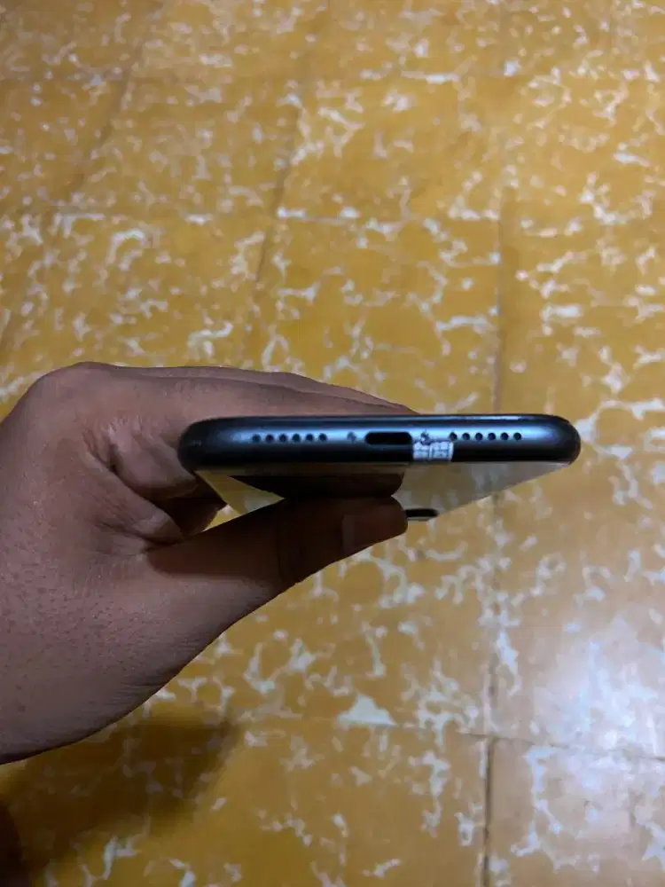 Iphone 11 128gb fullset nominus