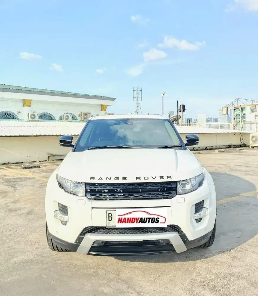 Range Rover Evoque si4 Dynamic Tahun 2012 Automatic Putih