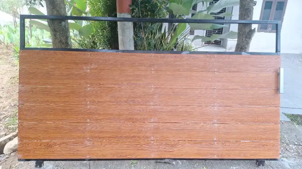 Pagar rumah besi