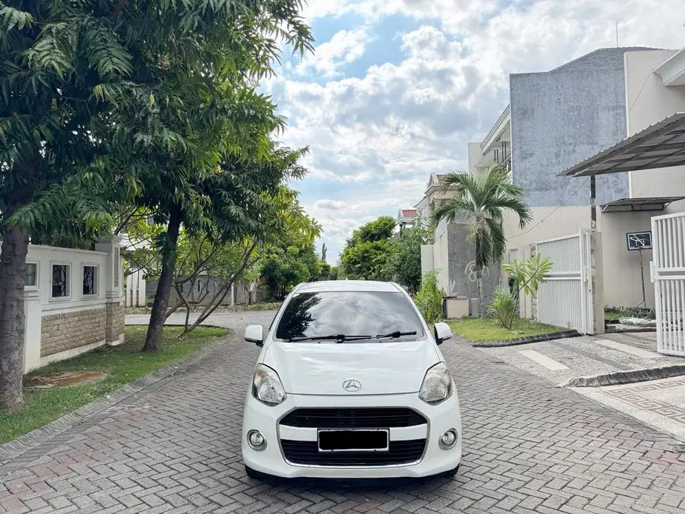 Daihatsu Ayla 1.0 X Matic 2015 Putih Plat W