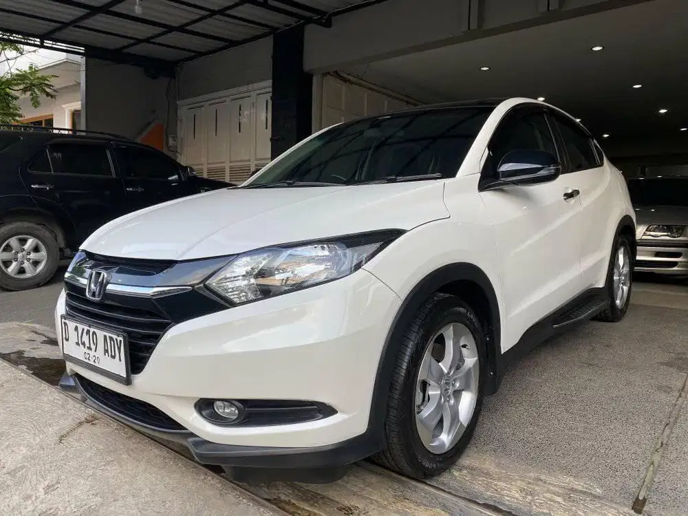 KM 38rb HRV 1.5 E CVT 2016 Putih Full Original Honda A.n Sendiri Mulus