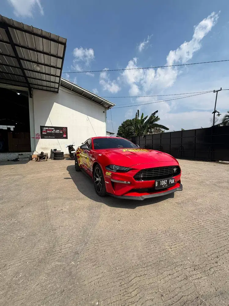 Ford Mustang 2021 Merah Petir