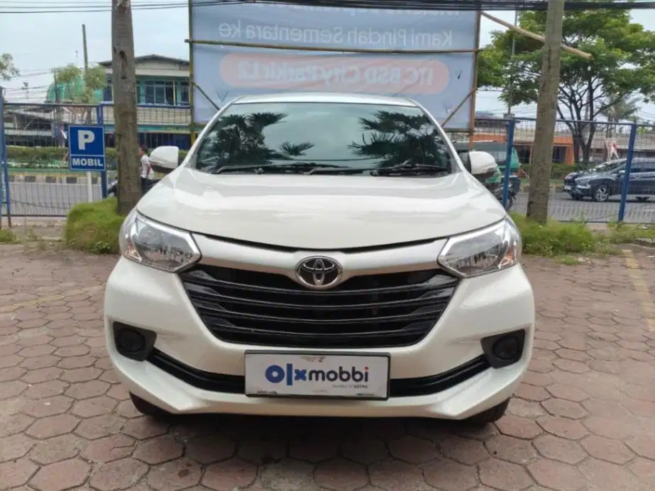 DP Rendah  7JT Toyota Avanza 1.3 Transmover Bensin-MT 2020 Putih