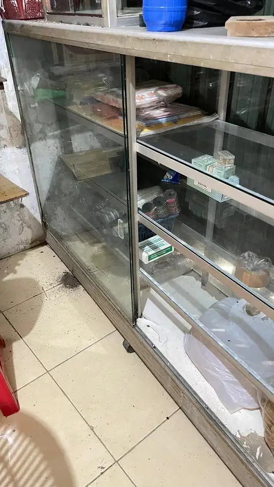 Etalase Sembako untuk Warung