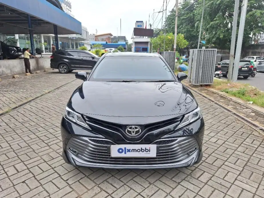 DP MURAH Toyota Camry 2.5 V Bensin-AT Hitam CKBPB