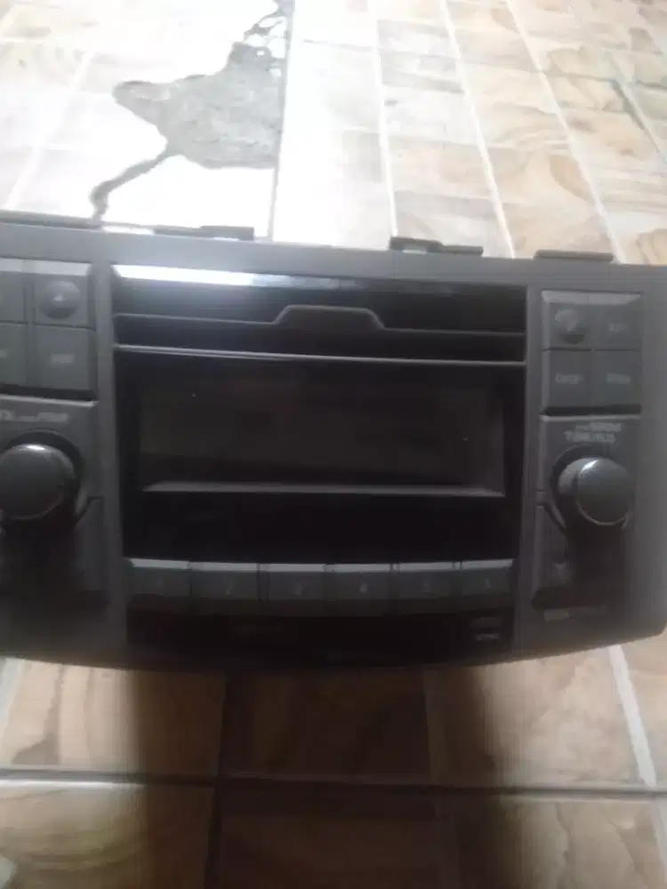 Di jual tipe merk radio unit mobil Suzuki Ertiga murah