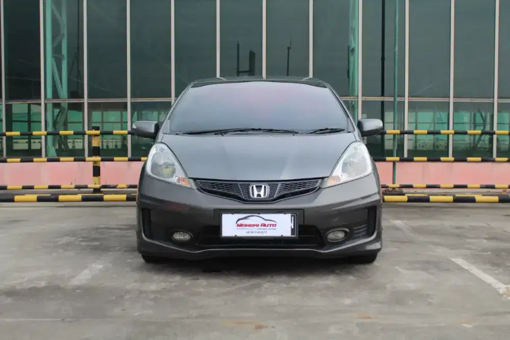 [LOW KM][TDP10JT] Honda Jazz RS GE8 2012 Antik At Matic
