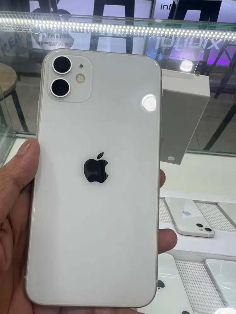 IPHONE 11 128GB BEACUKAI (TERDAFTAR)
