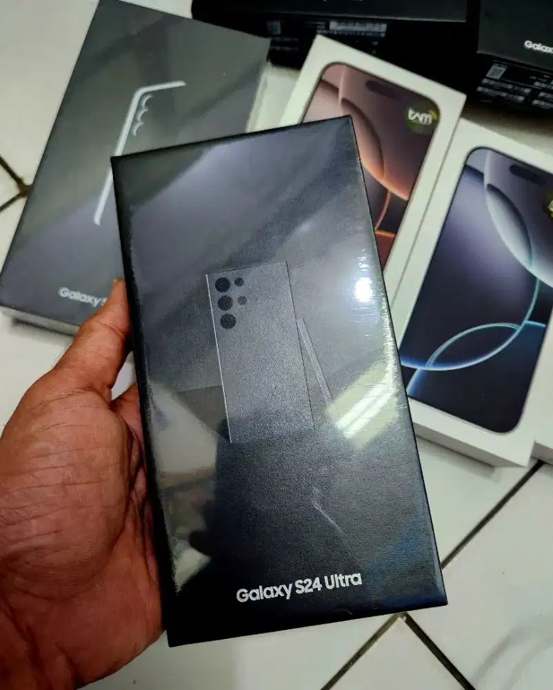 Samsung S24 ultra 12/256