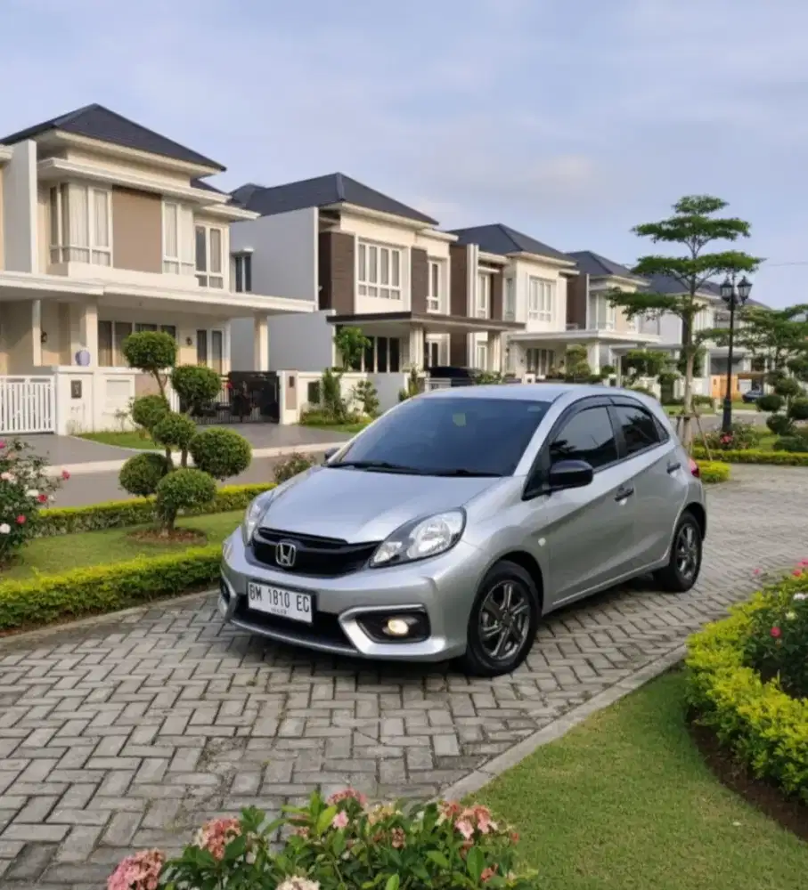 Dijual cepat Honda Brio e cvt matic 2017