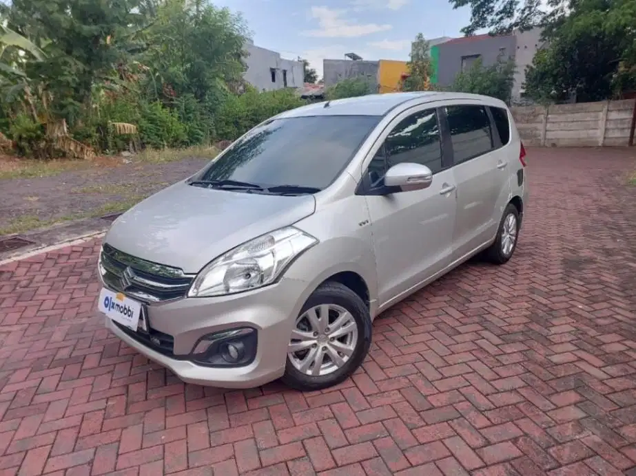 DP MURAH Suzuki Ertiga 1.4 GX Bensin Matic 2017 SILVER w DG