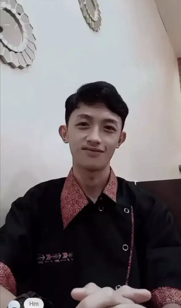Mencari lowongan kerjanya