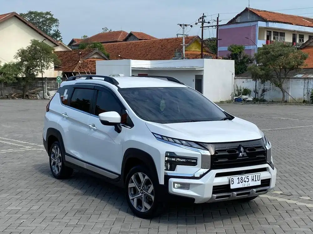 KM 10 RB NEW XPANDER PREMIUM PACKAGE 2023