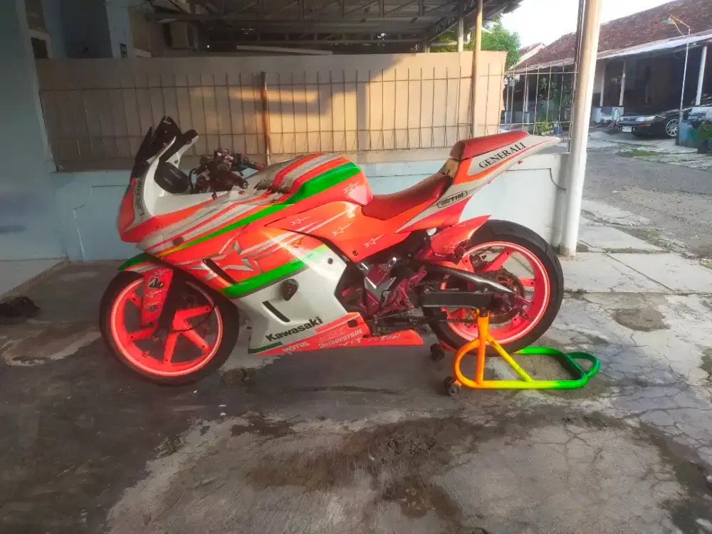 Di jual ninja karbu kesayangan.