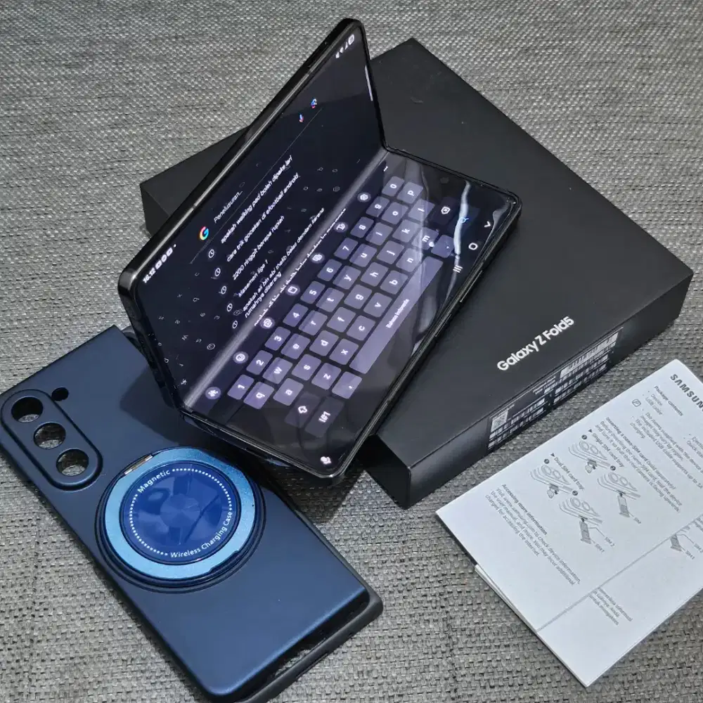 Samsung Z FOLD 5 5G 12/512GB Black
Ex Garansi Resmi SEIN