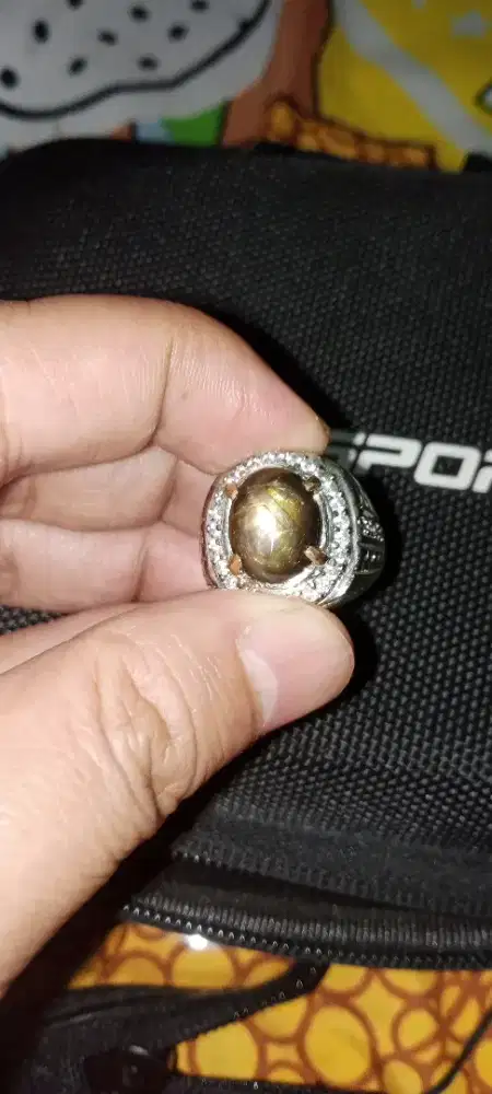 Batu black safir