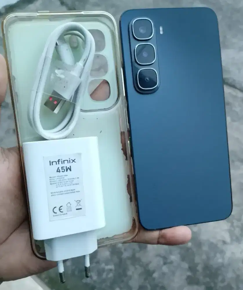 INFINIX HOT 60i NFC RAM 8+8/128