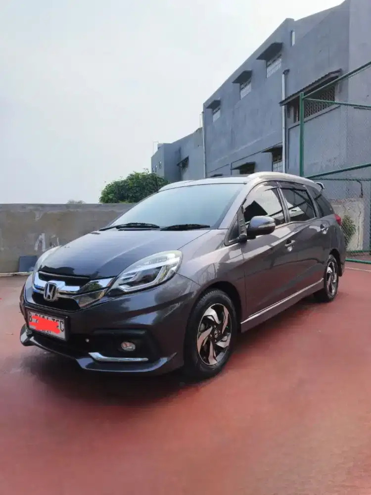 Dp 5 jt Mobilio RS a/t 2015 ang 3,5