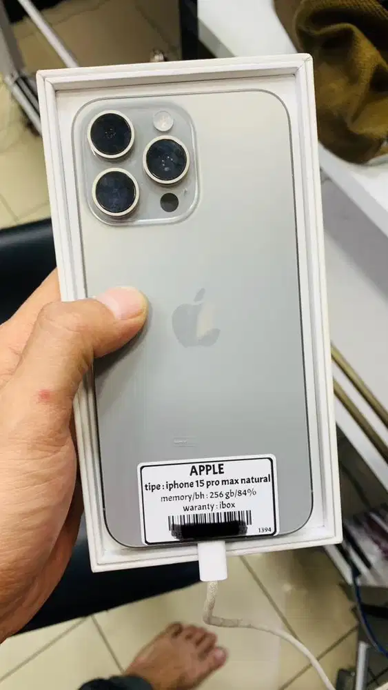 Iphone 15 pro max 256 natural