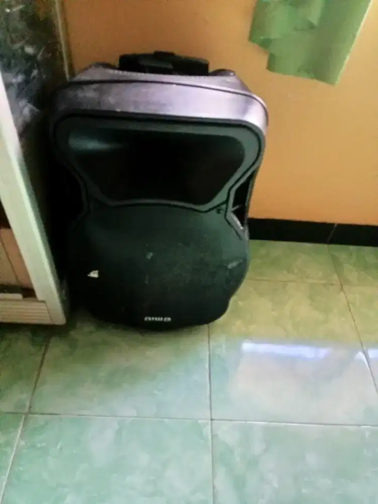 Speaker portable 15' joss