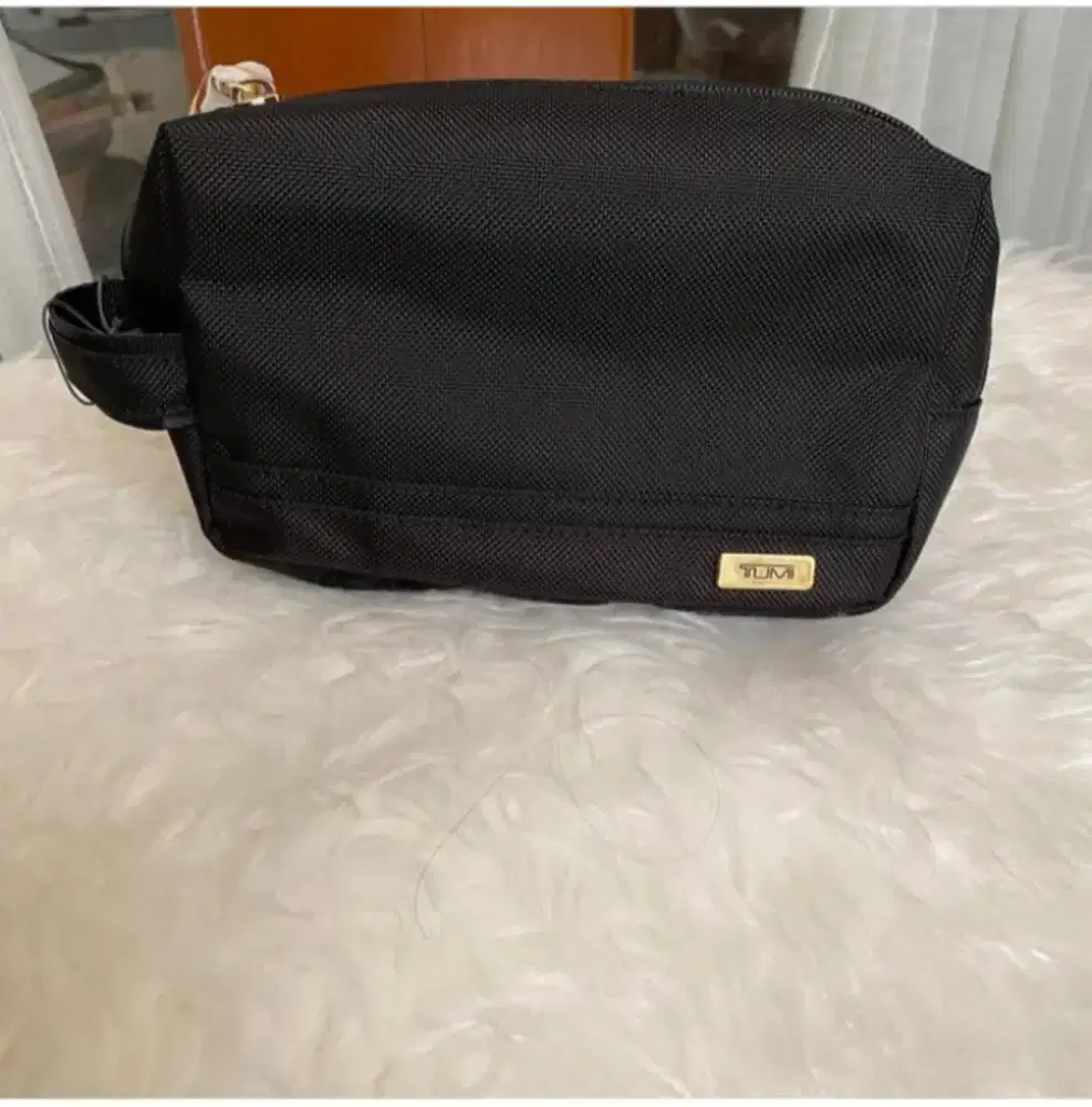 Tumi pouch medium original