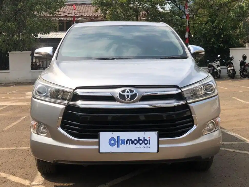 TDP 12JT Toyota Kijang Innova 2.0 Q Bensin-AT Abu-Abu 2016