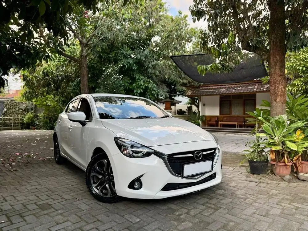 Mazda 2 GT Skyactiv 2015