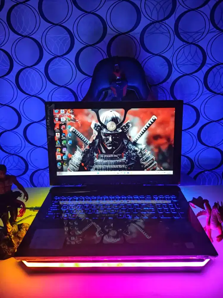 DELL G7 7588 V2 GAMING Black Edition [RAM 16GB/SSD 500GB + Nvidia GTX