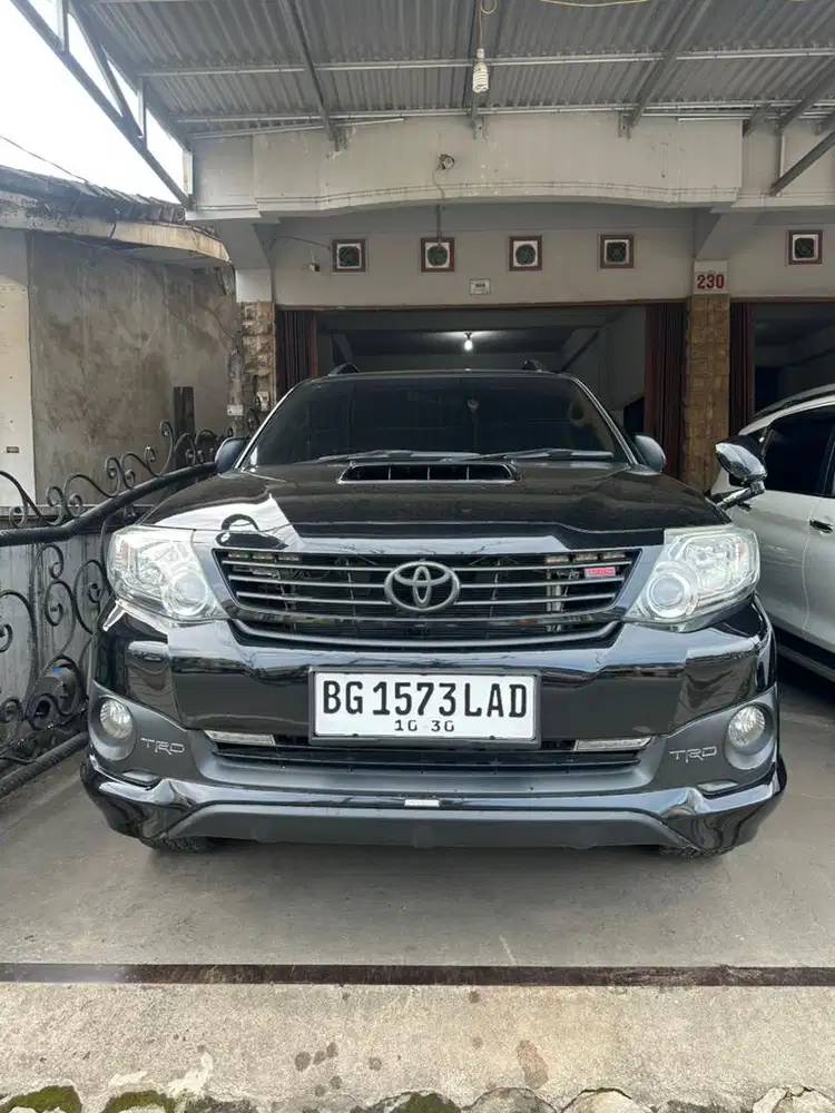 FORTUNER VNT TRD 2.5 DIESEL MATIC NIK 2015 BG PLG KOTA KM : 92RB