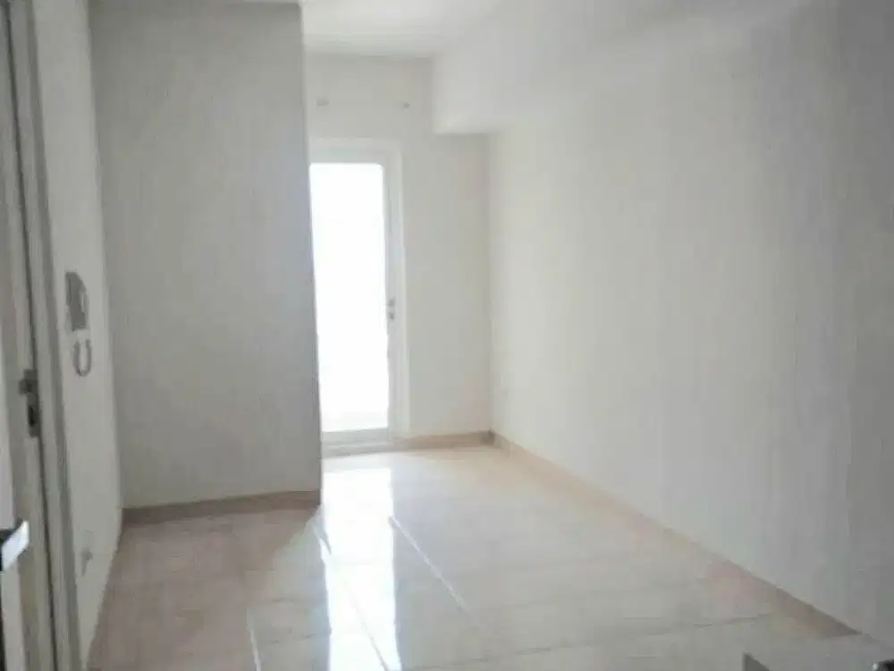 MURAH Apartment 2 BR Springlake Summarecon Bekasi Unfurnished