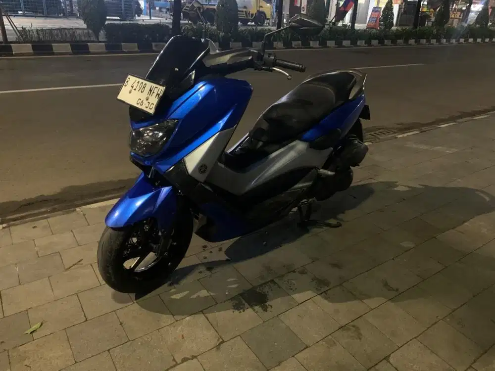 nmax 2018 abs warna biru