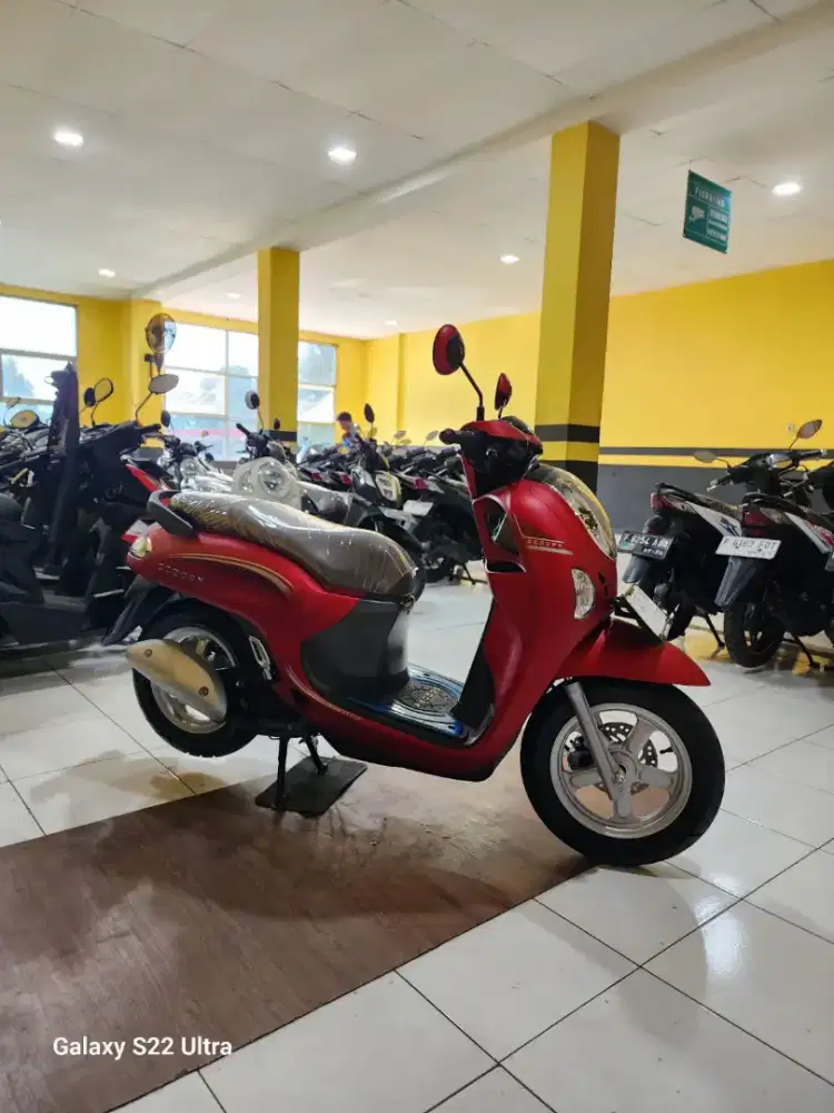 Scoopy prestige 2025