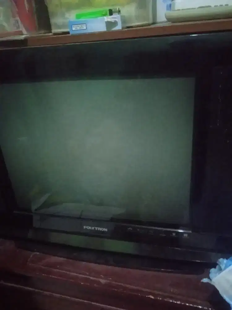 Jual aja ni TV matot merek politron 21in