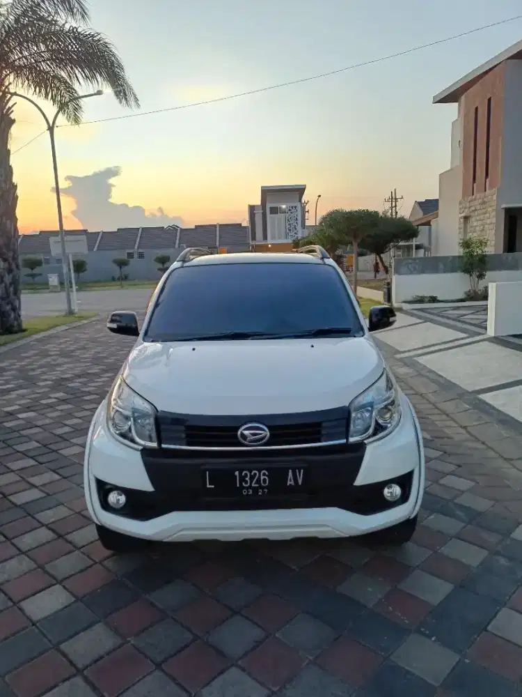 Daihatsu Terios R custom matic 2017 original