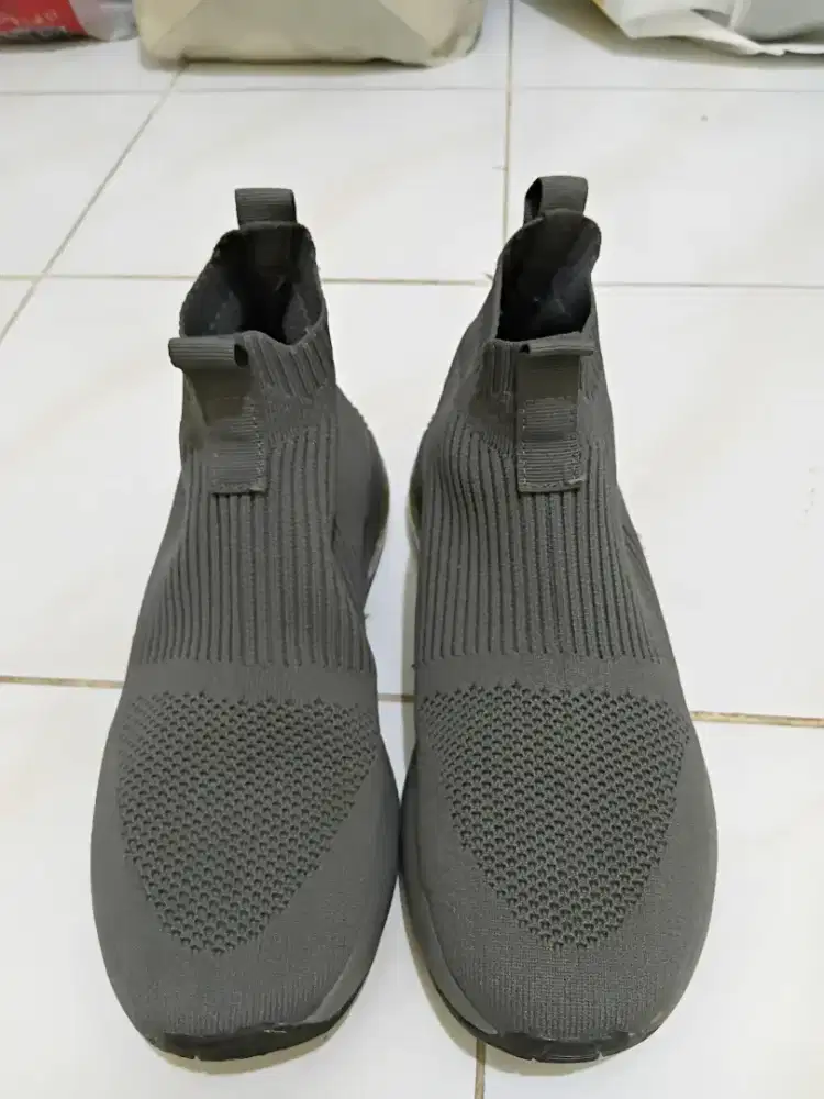 Sepatu Pull & bear original