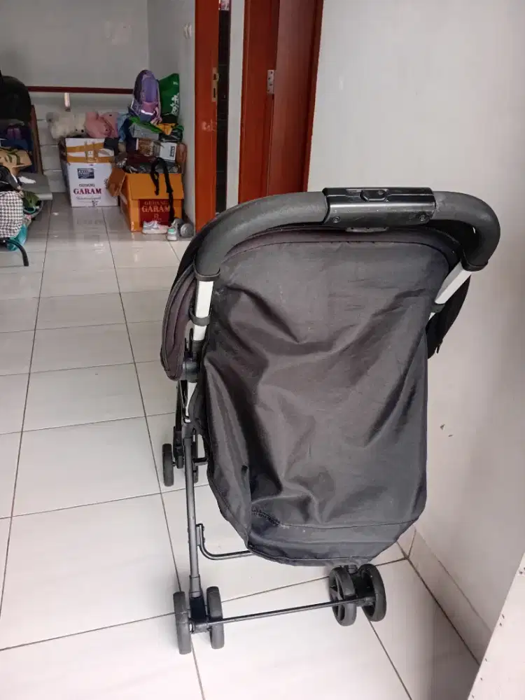 Stroller Chico untuk 6 bulan -5 tahun trgntung BB anak