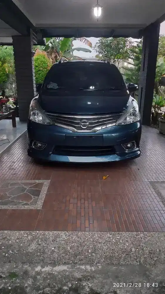 Nissan Grand livina 2014 Bensin