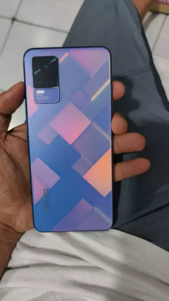 Vivo v21 4G 8/128 full set