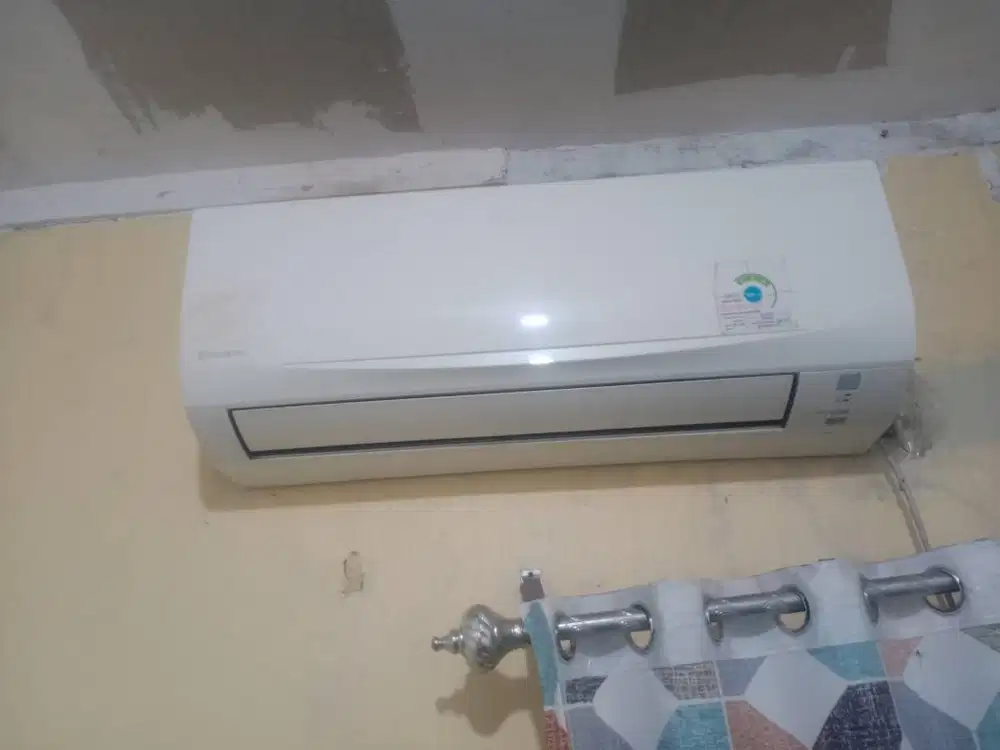 AC Daikin Thailand 1/2 PK