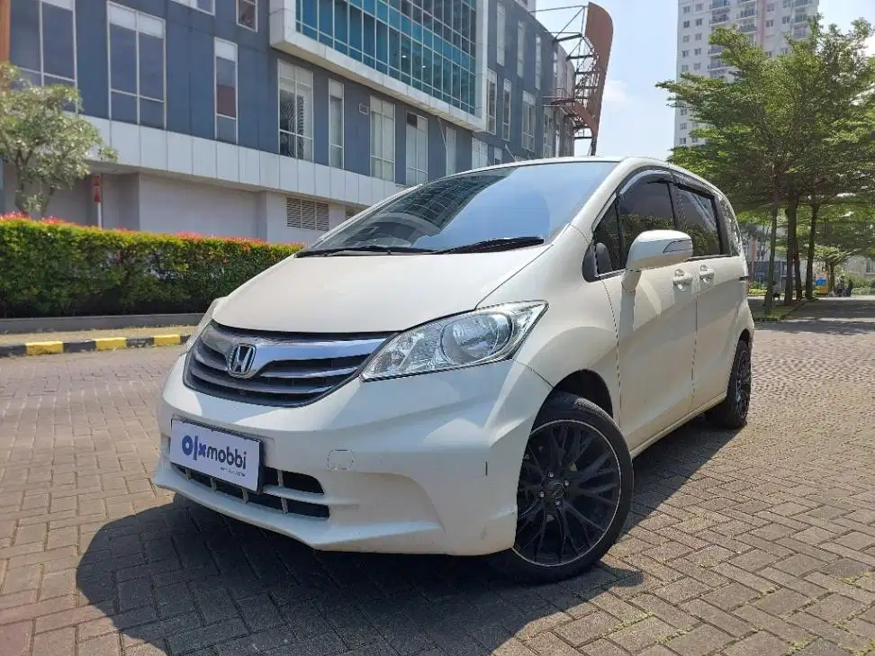 LOW DP Honda Freed 1.5 S Bensin-AT 2012 TVJ