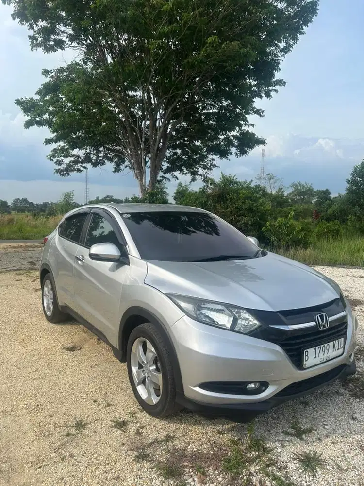 Dijual Hrv E matic tahun 2015