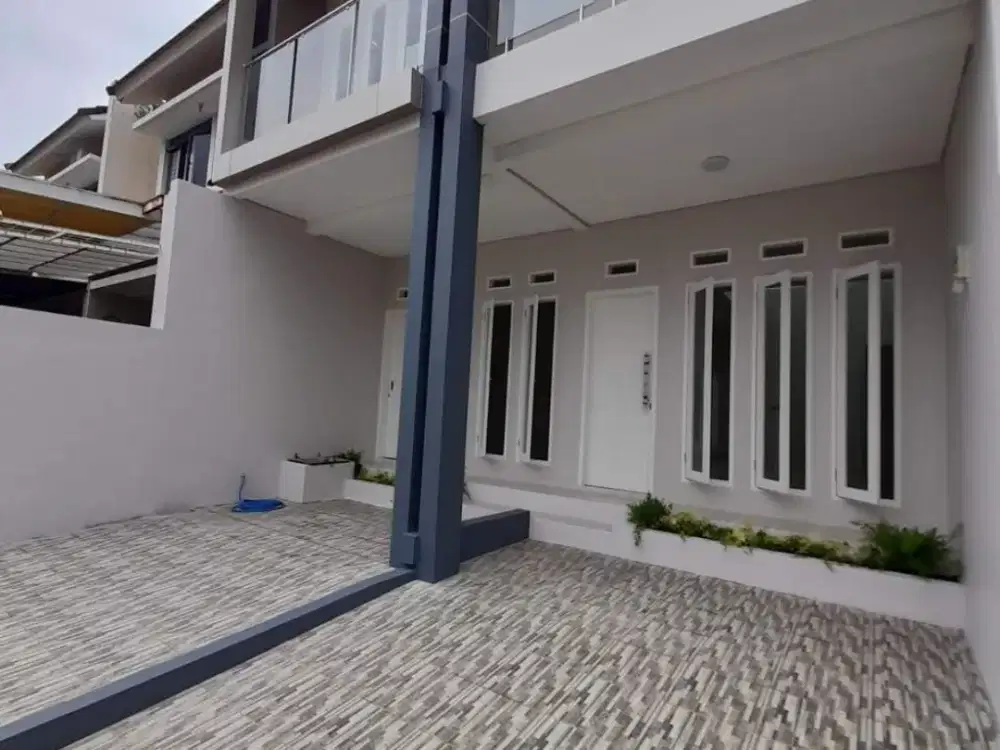 RUMAH MINIMALIS 2 LANTAI DI KOMPLEK CIGADUNG DEKAT DAGO BANDUNG UTARA