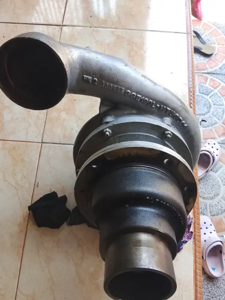 Dijual waterpump dan sea waterpump merk mtu mzt 190 L1