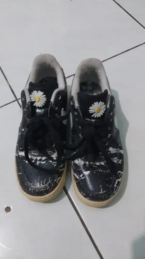 Sepatu sneakers nike x gdragon
