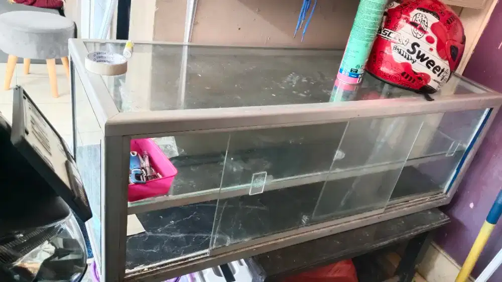 Etalase Warung panjang